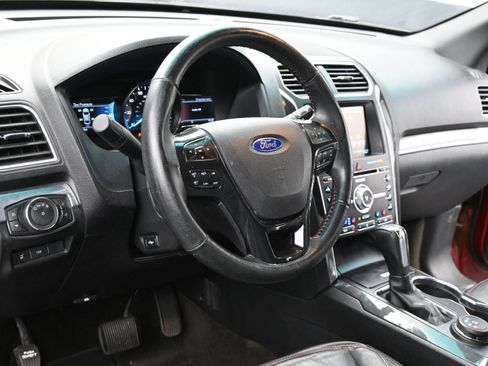 Used 2016 Ford Explorer Sport w/ Equipment Group 401A AWD/4WD image 13