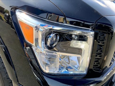 Used 2018 Nissan Titan PRO-4X w/ Pro-4x Utility Package image 28