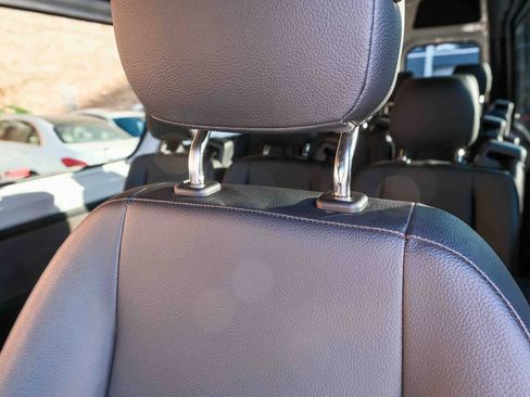 Used 2024 Mercedes-Benz Sprinter 2500 image 24