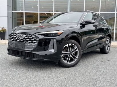 Certified 2025 Audi Q5 Premium w/ Convenience Package
