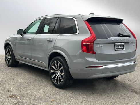Certified 2025 Volvo XC90 B6 Plus image 5
