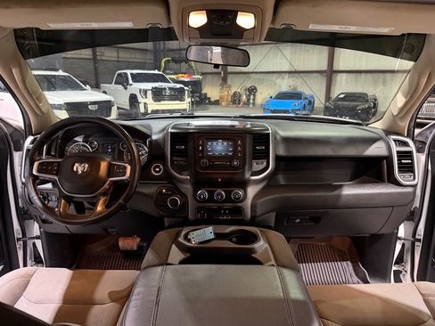 Used 2019 RAM 1500 Big Horn RWD image 27