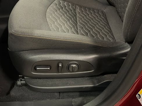 Used 2020 Chevrolet Equinox LT image 7