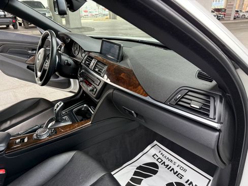 Used 2015 BMW 428i Convertible RWD image 19
