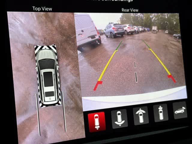 Used 2026 Chrysler Pacifica Select FWD image 25