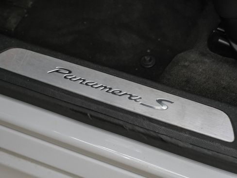 Used 2014 Porsche Panamera S image 43