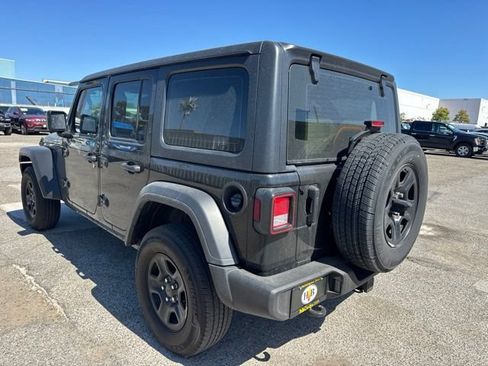 Used 2022 Jeep Wrangler Unlimited Sport AWD/4WD image 7