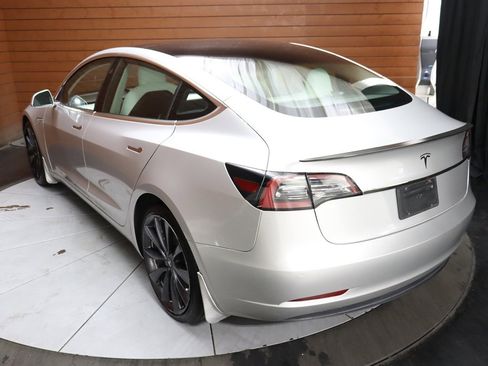 Used 2020 Tesla Model 3 Performance image 50