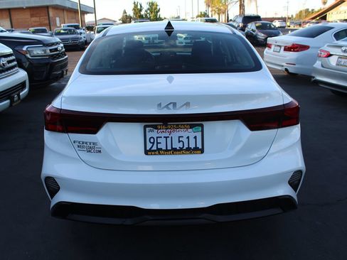Used 2023 Kia Forte LXS FWD image 6
