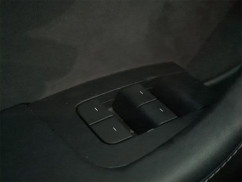 Used 2021 Tesla Model 3 Standard Range Plus image 27