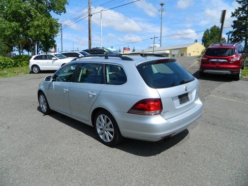 Used 2012 Volkswagen Jetta TDI image 6