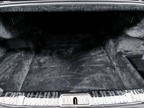 Used 2019 Rolls-Royce Wraith image 16