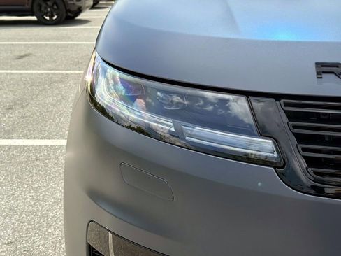 New 2026 Land Rover Range Rover Sport Dynamic SE image 9