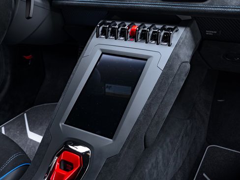 Used 2022 Lamborghini Huracan STO image 58