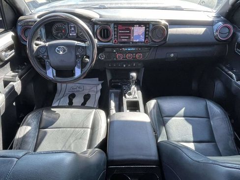 Used 2021 Toyota Tacoma TRD Sport w/ TRD Premium Sport Package RWD image 11