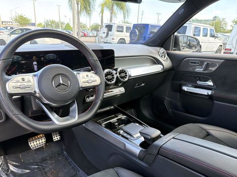 Certified 2023 Mercedes-Benz GLB 250 image 16