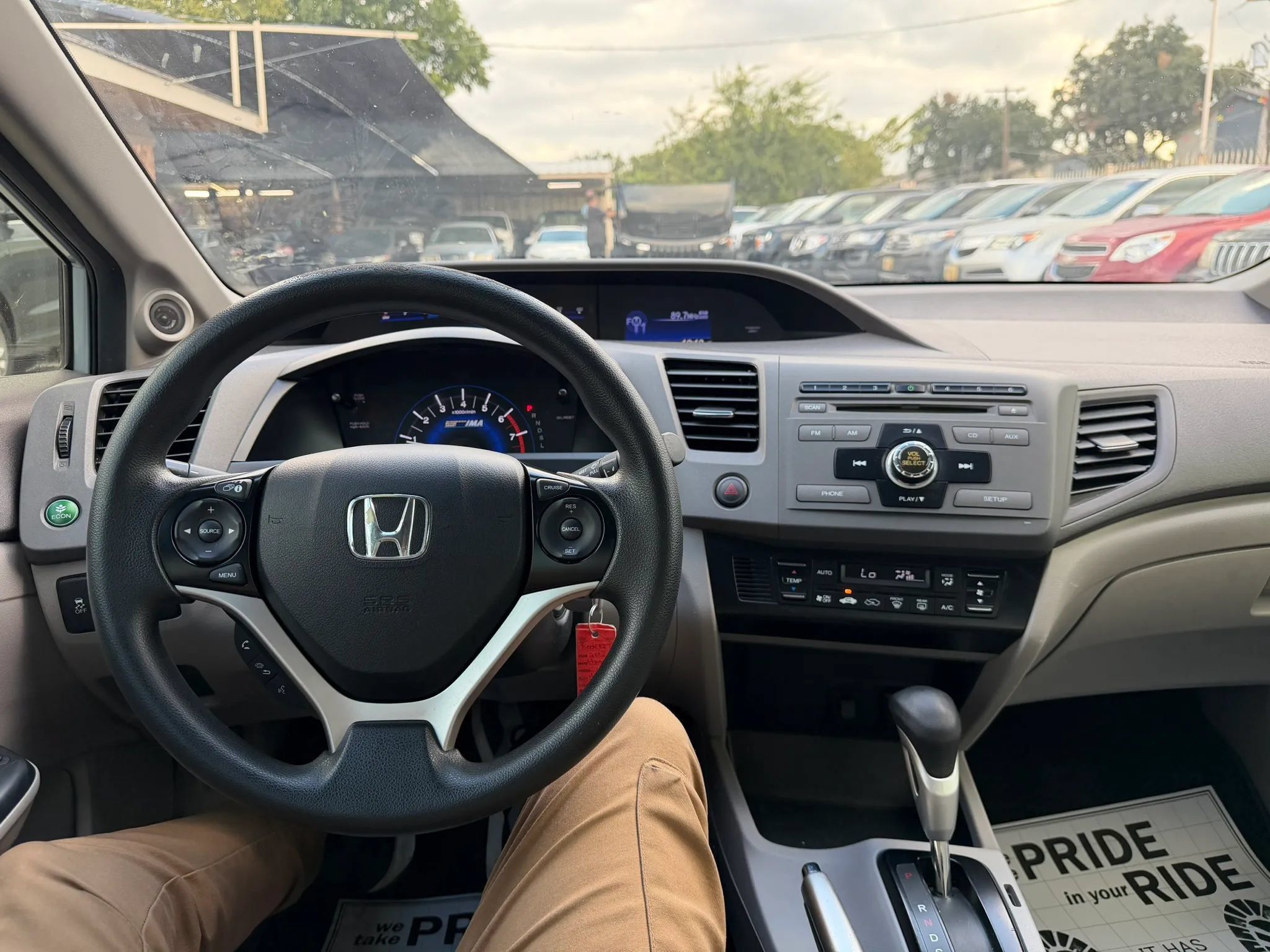 Used 2012 Honda Civic Hybrid Sedan image 30
