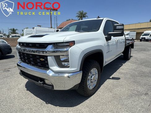 Used 2022 Chevrolet Silverado 2500 LT w/ Convenience Package AWD/4WD image 4