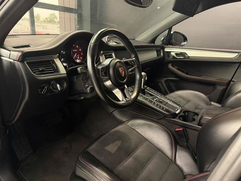 Used 2018 Porsche Macan GTS AWD/4WD image 12