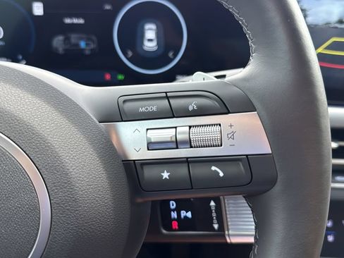 Certified 2025 Hyundai Sonata Limited FWD image 22