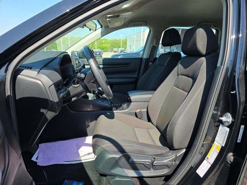 Used 2023 Honda CR-V LX image 7
