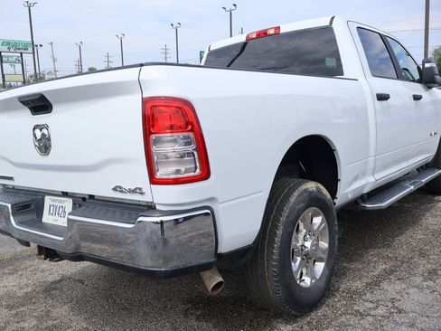 Used 2024 RAM 2500 Big Horn AWD/4WD image 3