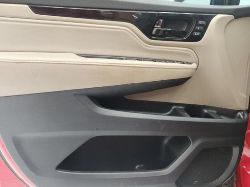 Used 2022 Honda Odyssey Touring image 11