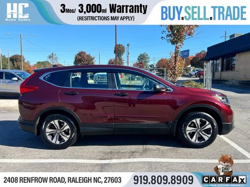 Used 2017 Honda CR-V LX image 6
