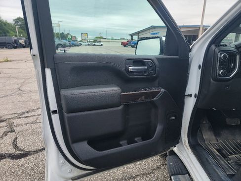 Used 2019 GMC Sierra 1500 SLT w/ SLT Premium Plus Package AWD/4WD image 9