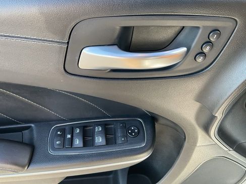 Used 2020 Dodge Charger R/T w/ Plus Group image 5