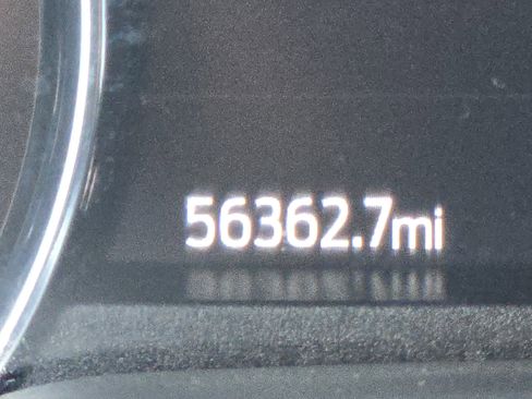 Certified 2022 Ford F350 Lariat w/ Chrome Package image 10