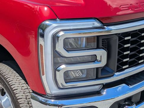Used 2024 Ford F350 Lariat w/ Lariat Ultimate Package AWD/4WD image 10