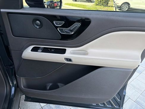 Certified 2022 Lincoln Aviator Reserve w/ Elements Package Plus RWD image 18