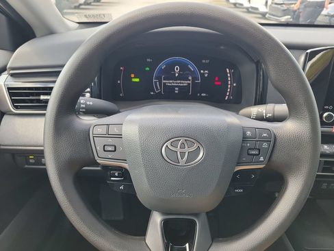 New 2026 Toyota Camry LE w/ Convenience Package FWD image 8