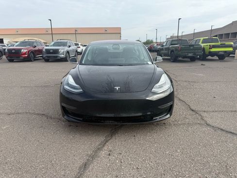 Used 2018 Tesla Model 3 Long Range image 2