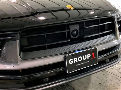 Used 2023 Porsche Macan Turbo image 26