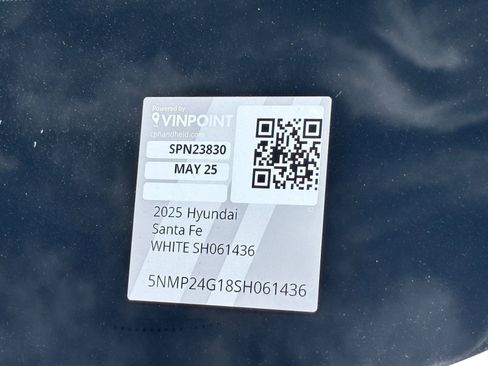 Used 2025 Hyundai Santa Fe SEL FWD image 30