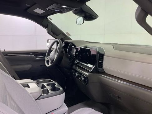 Used 2024 GMC Sierra 1500 SLE AWD/4WD image 30