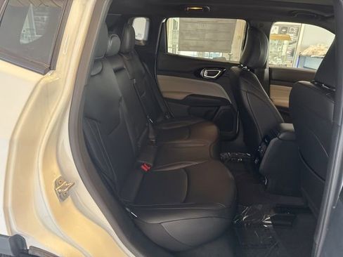 New 2025 Jeep Compass Limited w/ Sun & Sound Group image 12