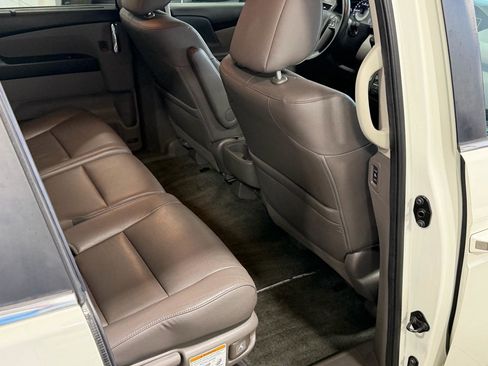 Used 2015 Honda Odyssey EX-L image 16