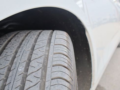 Used 2023 Cadillac CT4 Luxury image 13