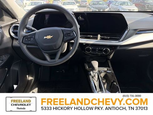 New 2026 Chevrolet Trax LT image 15