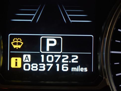 Used 2016 Subaru Crosstrek 2.0i Limited AWD/4WD image 5