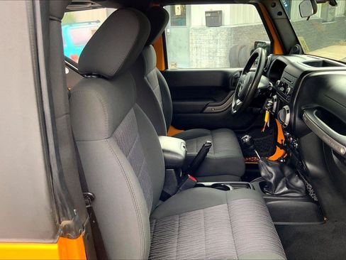 Used 2012 Jeep Wrangler Sport AWD/4WD image 7