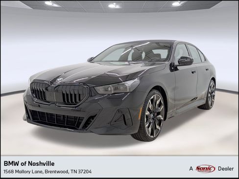 New 2026 BMW 530i w/ M Sport Package RWD image 1