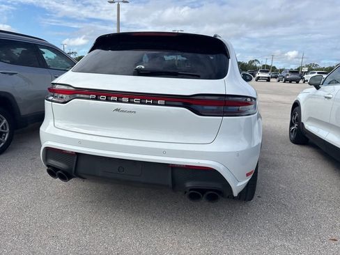 Used 2023 Porsche Macan Turbo image 3