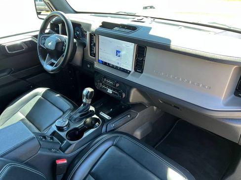 Used 2025 Ford Bronco Outer Banks AWD/4WD image 39
