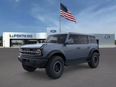 New 2025 Ford Bronco Outer Banks w/ Sasquatch Package