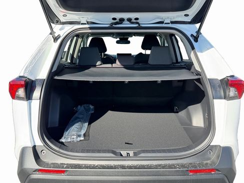 Certified 2025 Toyota RAV4 XLE image 19