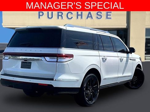 Used 2024 Lincoln Navigator L Reserve AWD/4WD image 6